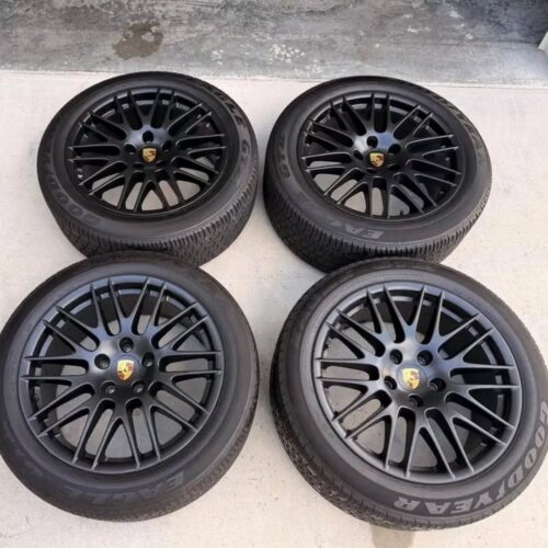 Porsche Cayenne GTS wheels